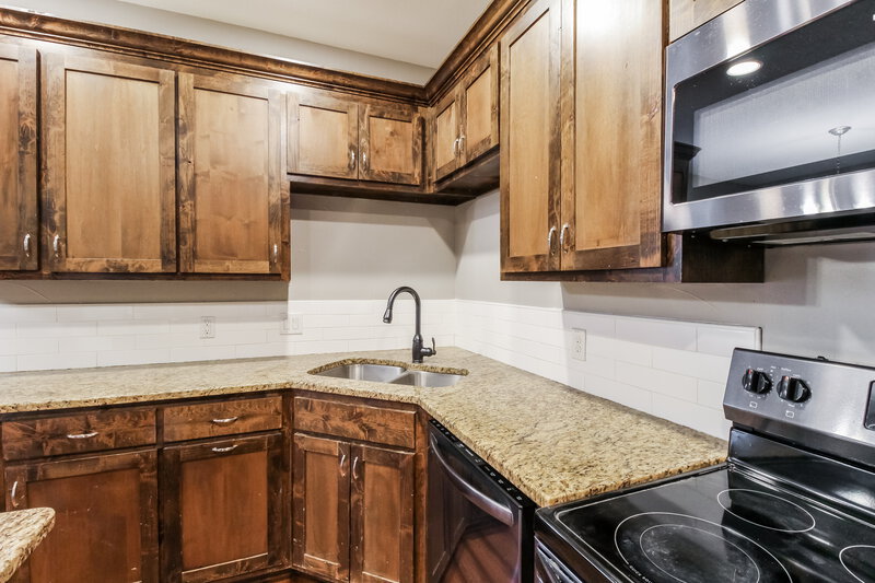 2,235/Mo, 1219 Saturn Drive Cedar Hill, TX 75104 Kitchen View 2