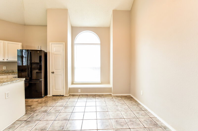 2,130/Mo, 1213 Clear Creek Dr Mesquite, TX 75181 Dining Room View