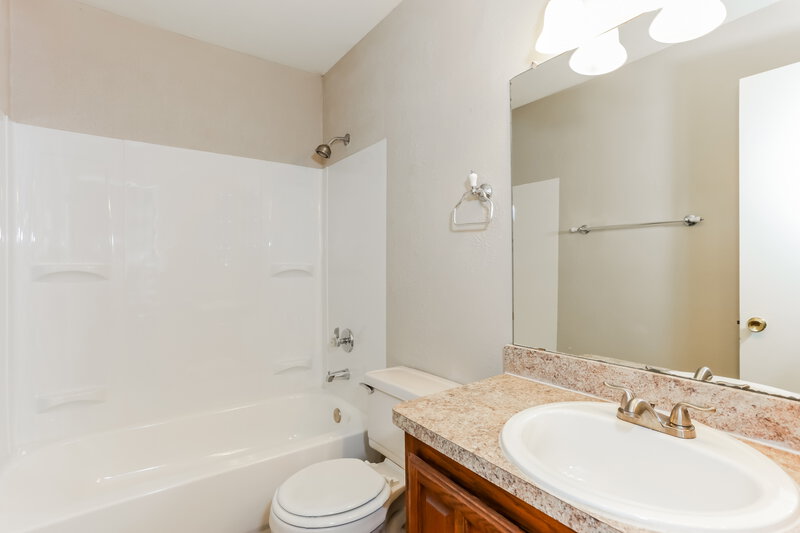 1,990/Mo, 3124 Woodlark Fort Worth, TX 76123 Bathroom View