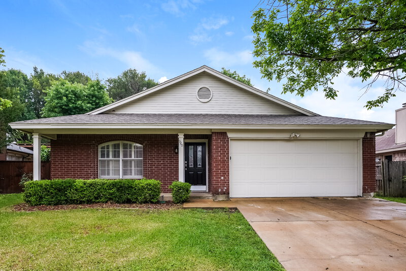 2,200/Mo, 920 Tennessee Trail Arlington, TX 76017 External View