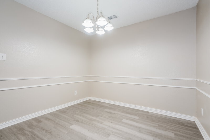 2,200/Mo, 920 Tennessee Trail Arlington, TX 76017 Dining Room View