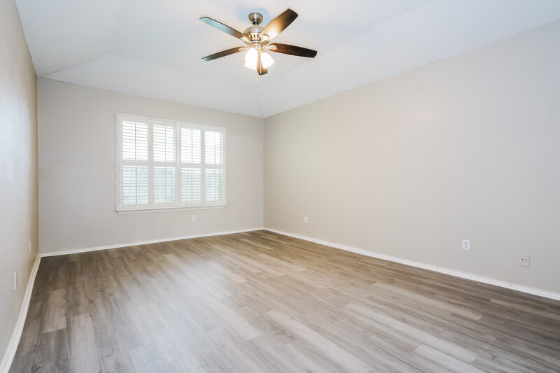 2,200/Mo, 920 Tennessee Trail Arlington, TX 76017 Main Bedroom View