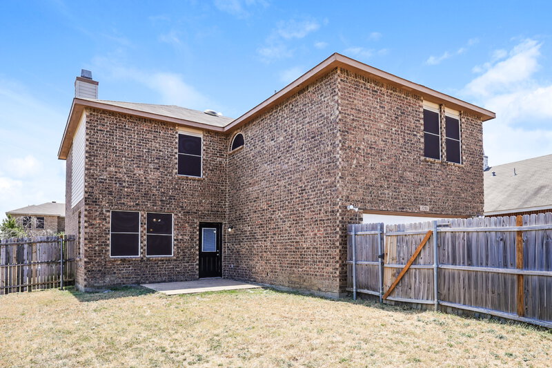 2,585/Mo, 1253 Spring Water Drive Lancaster, TX 75134 Rear View