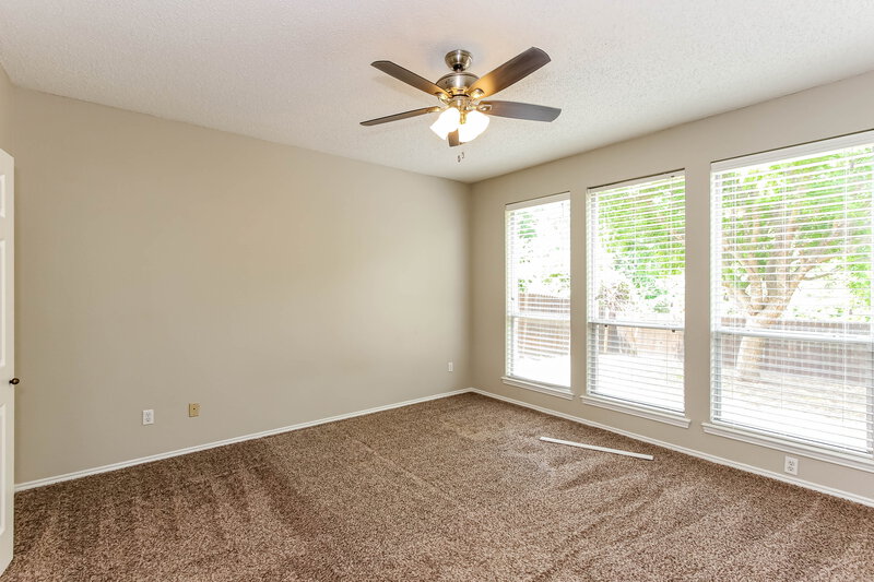 2,515/Mo, 3703 Sycamore Ln. Rockwall, TX 75032 Main Bedroom View