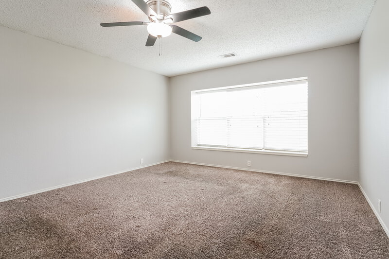 2,060/Mo, 1514 Wavecrest Glenn Heights, TX 75154 Main Bedroom View