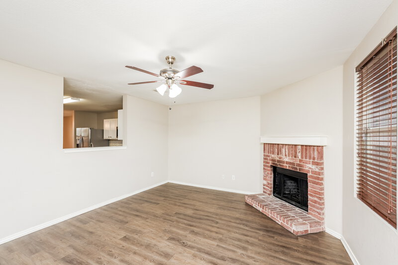 2,655/Mo, 3032 Picket Fence Drive Lancaster, TX 75134 Living Room View 2