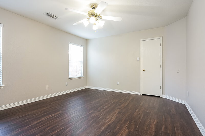 2,530/Mo, 9741 Stoney Bridge Rd Fort Worth, TX 76108 Main Bedroom View