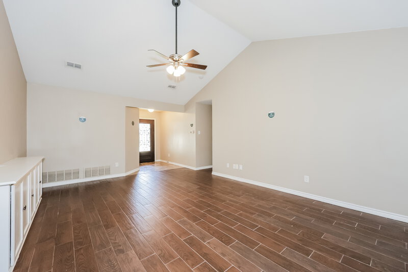 2,030/Mo, 123 Woodcreek Dr Rockwall, TX 75032 Living Room View 2
