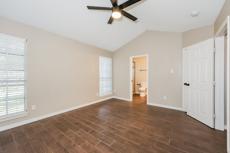 2,030/Mo, 123 Woodcreek Dr Rockwall, TX 75032 Main Bedroom View