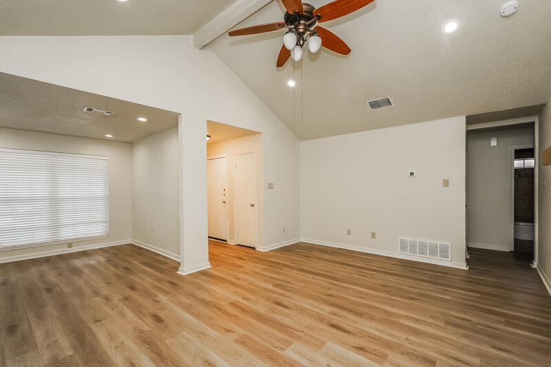 1,945/Mo, 1124 W Hills Terrace Saginaw, TX 76179 Misc View 2