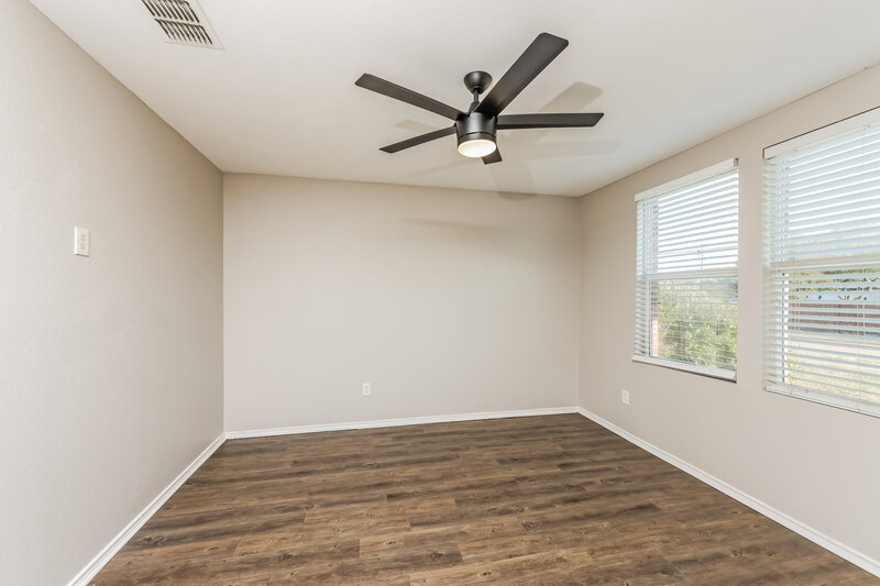 2,160/Mo, 1027 Clear Stream Drive Lancaster, TX 75134 Dining Room View