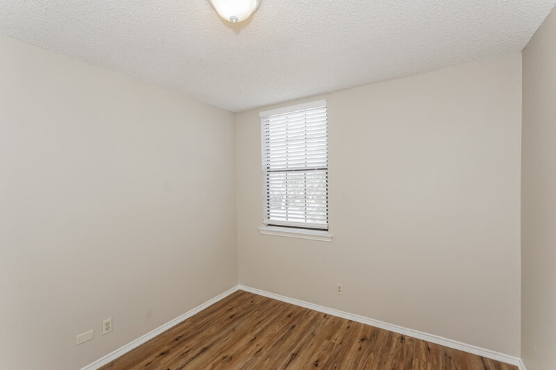 2,510/Mo, 2200 Wembley Downs Dr. Arlington, TX 76017 Bedroom View