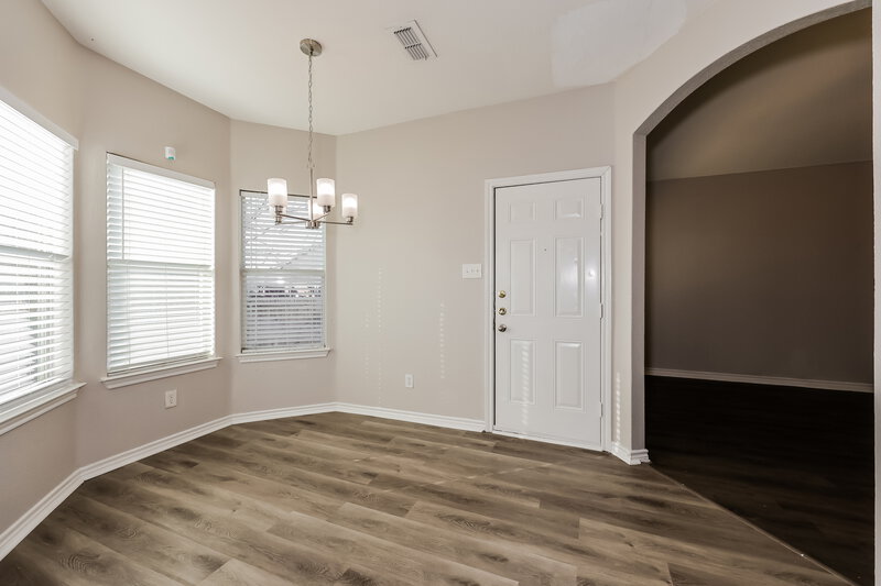 1,800/Mo, 9328 Rhoni Ct Fort Worth, TX 76140 Dining Room View