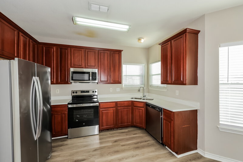 1,800/Mo, 9328 Rhoni Ct Fort Worth, TX 76140 Kitchen View