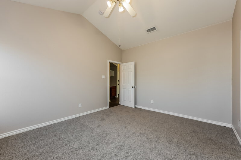 1,800/Mo, 9328 Rhoni Ct Fort Worth, TX 76140 Main Bedroom View 2