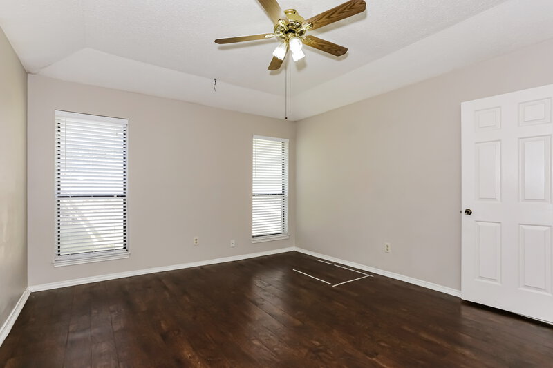 2,620/Mo, 7312 Meadow Creek Dr. Fort Worth, TX 76133 Main Bedroom View