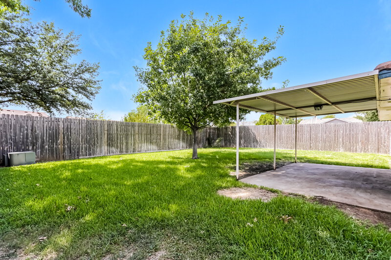 2,620/Mo, 7312 Meadow Creek Dr. Fort Worth, TX 76133 Rear View 2