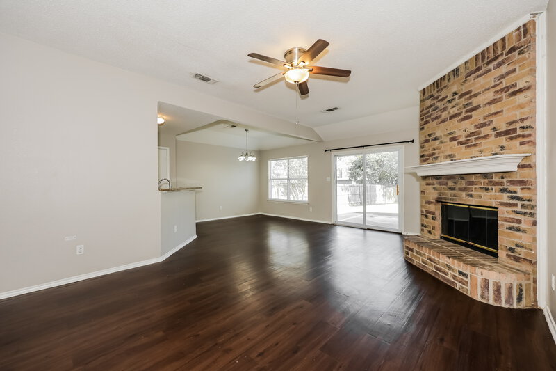 2,120/Mo, 1040 Glencrest Dr. Cedar Hill, TX 75104 Living Room View 3