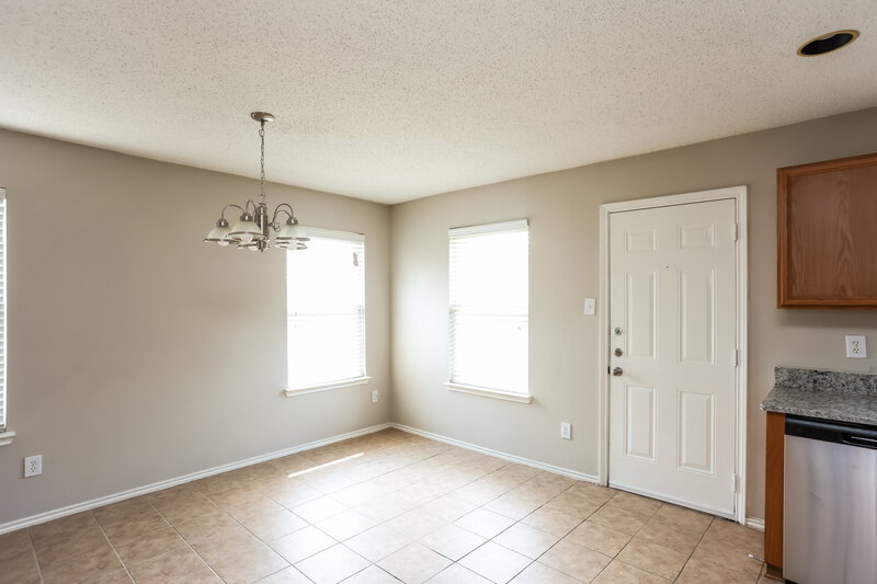 2,390/Mo, 604 Snapdragon Ln Desoto, TX 75115 Dining Room View
