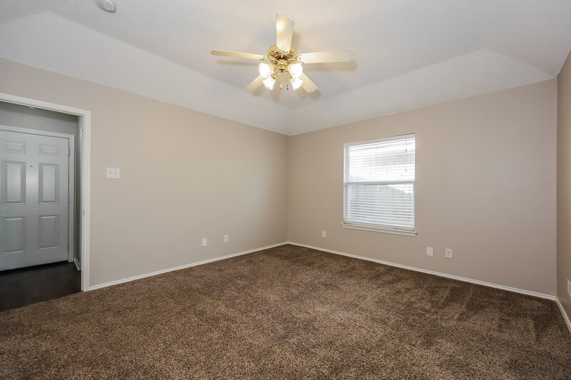 1,985/Mo, 508 Pine St Crowley, TX 76036 Main Bedroom View