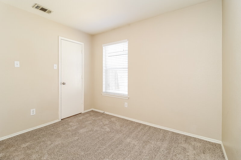 2,200/Mo, 1247 Cleardale Drive Dallas, TX 75232 Bedroom View