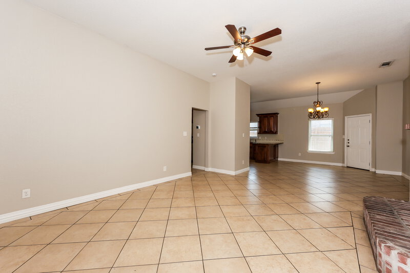 2,320/Mo, 8145 Tanner Ave Fort Worth, TX 76116 Living Room View