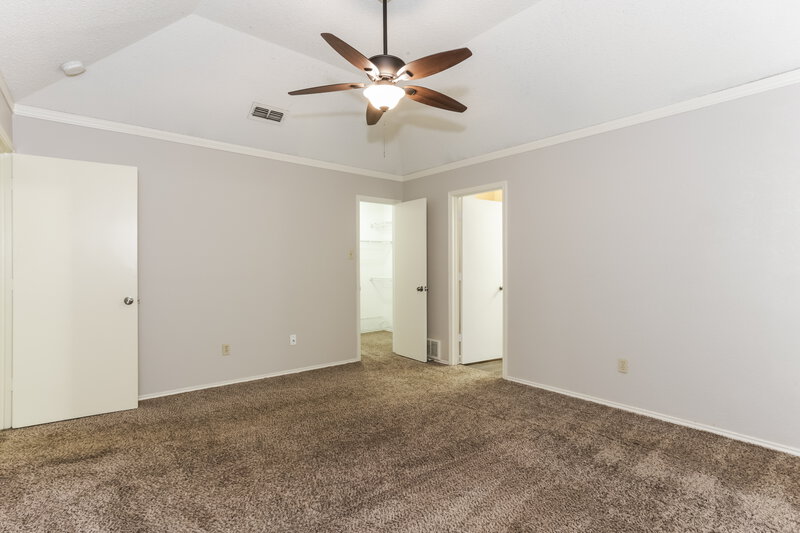 1,780/Mo, 1505 Gainsborough Way Fort Worth, TX 76134 Main Bedroom View 2