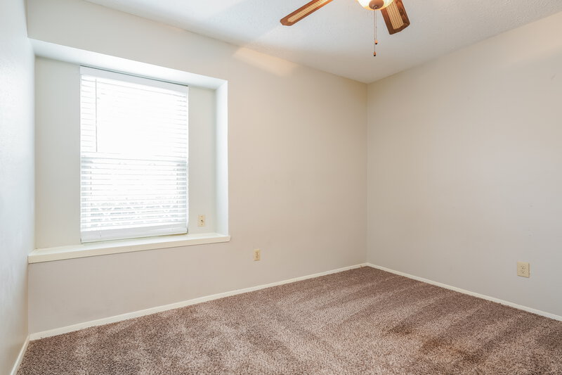 2,250/Mo, 2310 Overbrook Dr Arlington, TX 76014 Bedroom View 3