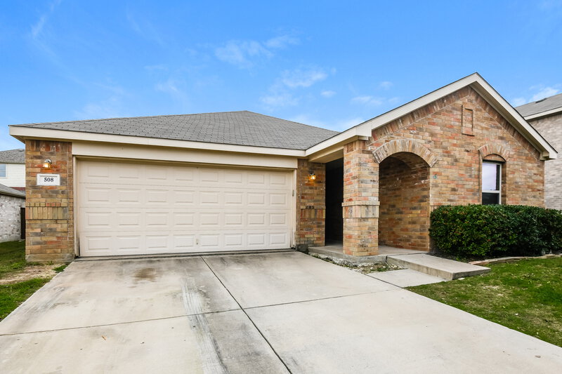 2,350/Mo, 508 Shell St Cedar Hill, TX 75104 External View