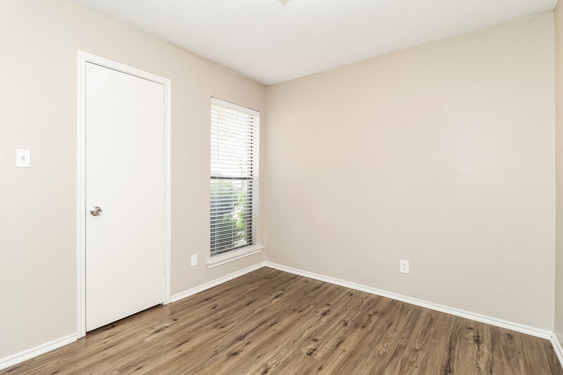 0/Mo, 2618 Butterfield Drive Fort Worth, TX 76133 Bedroom View 2