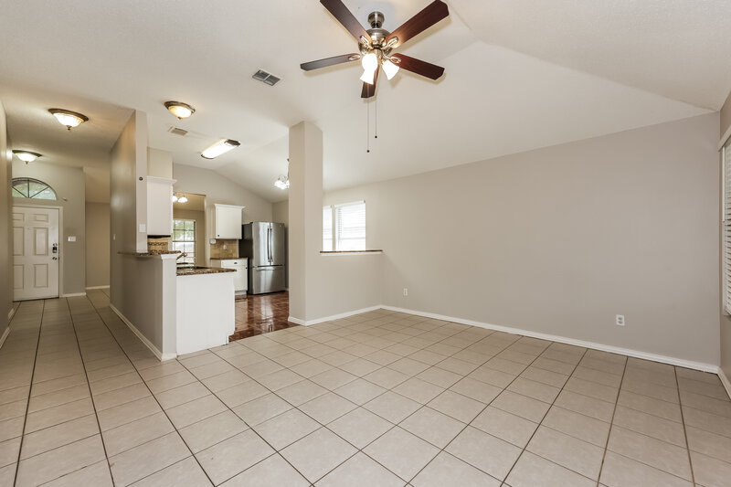 1,845/Mo, 321 Taylor St Saginaw, TX 76179 Living Room View 2