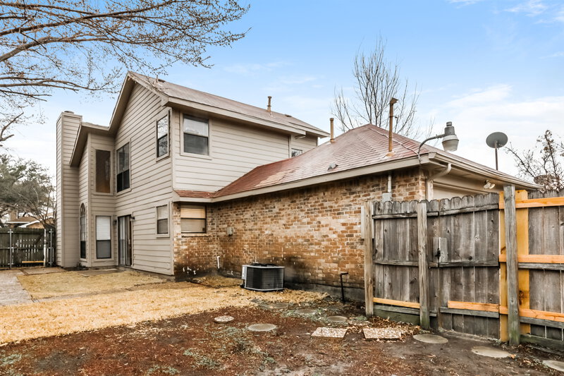 1,910/Mo, 635 Las Brisas Dr Mesquite, TX 75149 Rear View 2