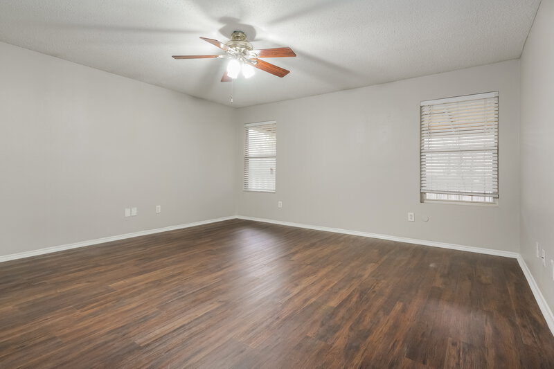 2,250/Mo, 1037 Bannack Dr Arlington, TX 76001 Main Bedroom View