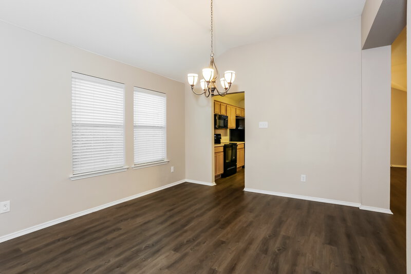 2,140/Mo, 1735 Oneal Street Lancaster, TX 75134 Dining Room View 2
