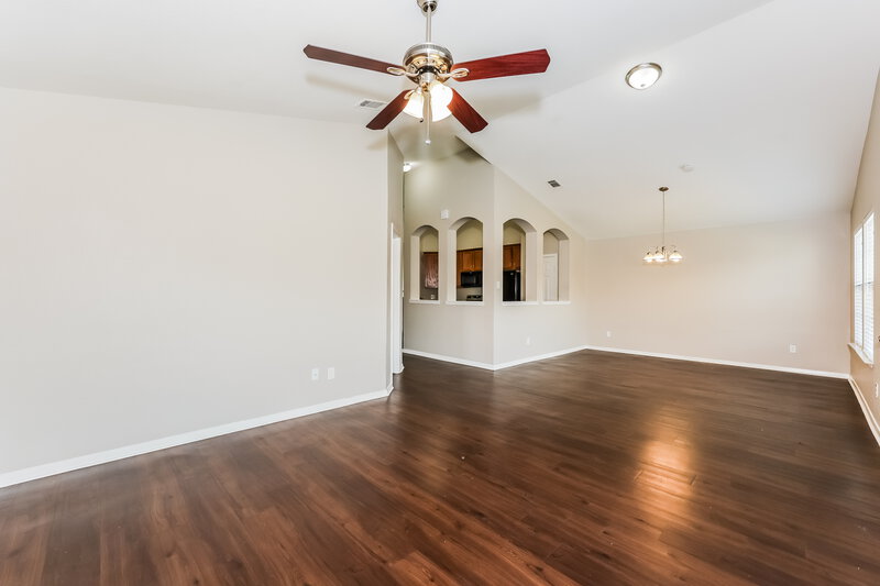 2,195/Mo, 926 Hannah Way Dallas, TX 75253 Living Room View