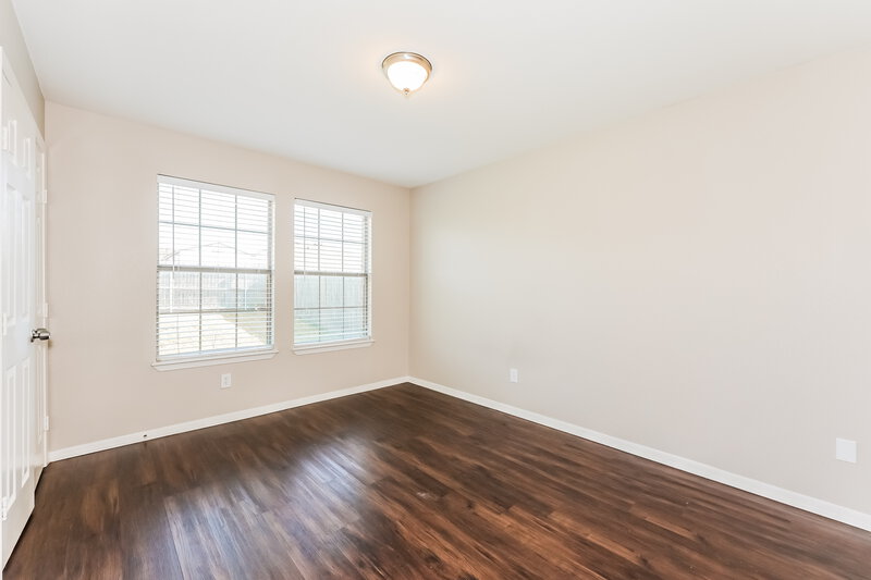 2,195/Mo, 926 Hannah Way Dallas, TX 75253 Bedroom View 2