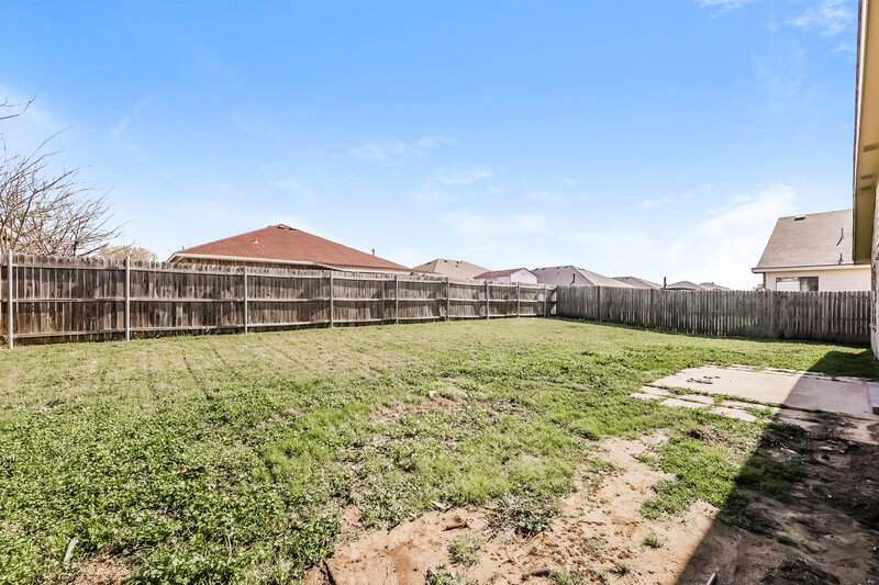 2,195/Mo, 926 Hannah Way Dallas, TX 75253 Rear View