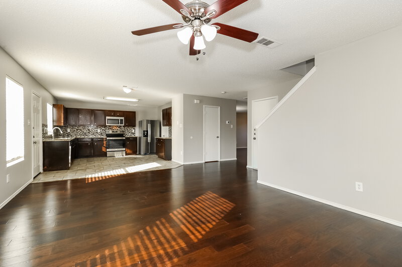 2,920/Mo, 517 Nuffield Lane Crowley, TX 76036 Living Room View 2