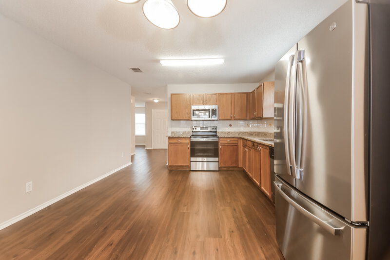 2,020/Mo, 2712 Tranquil Way Dallas, TX 75237 Kitchen View 2