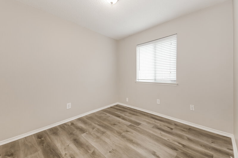 2,020/Mo, 2712 Tranquil Way Dallas, TX 75237 Bedroom View