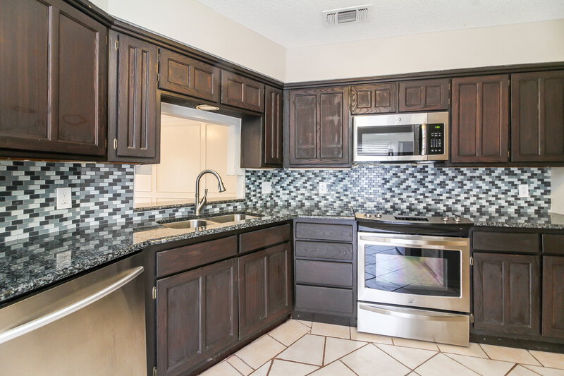 1,930/Mo, 4836 Barberry Drive Fort Worth, TX 76133 Kitchen View