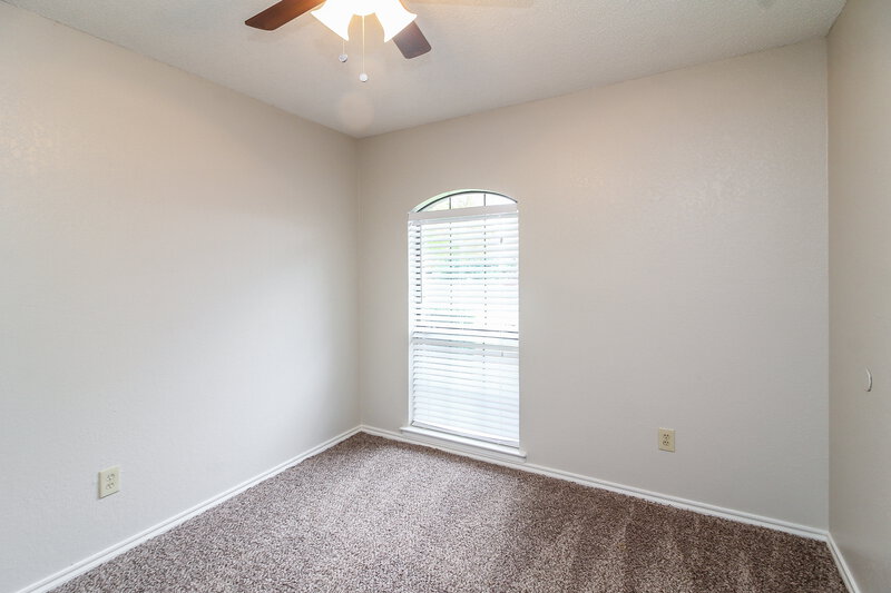 1,930/Mo, 4836 Barberry Drive Fort Worth, TX 76133 Bedroom View 4