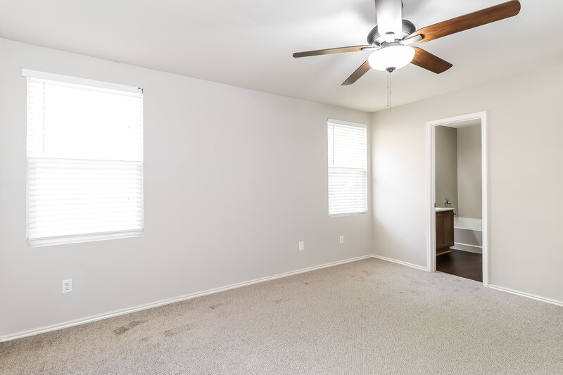 2,076/Mo, 1014 Blackberry Trail Lancaster, TX 75134 Main Bedroom View 2