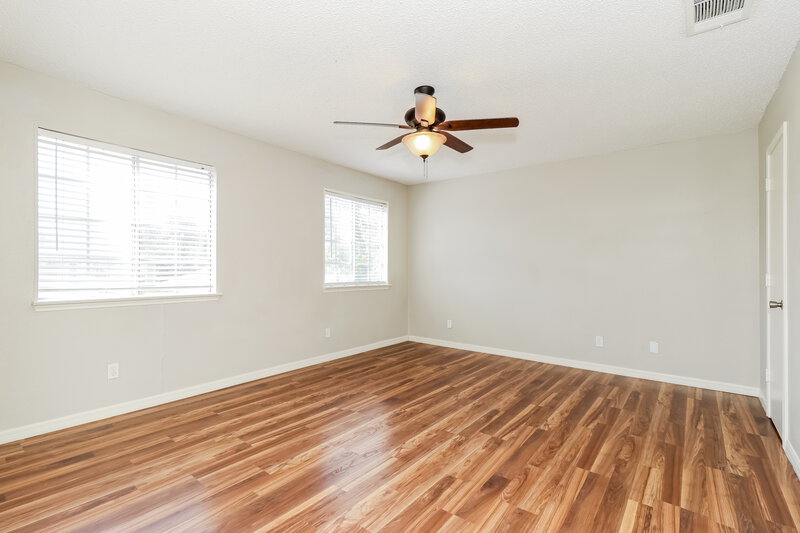 2,065/Mo, 4821 Woodstock Drive Fort Worth, TX 76137 Main Bedroom View