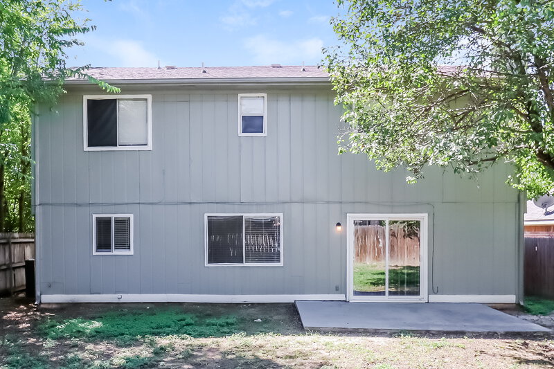 2,065/Mo, 4821 Woodstock Drive Fort Worth, TX 76137 Rear View