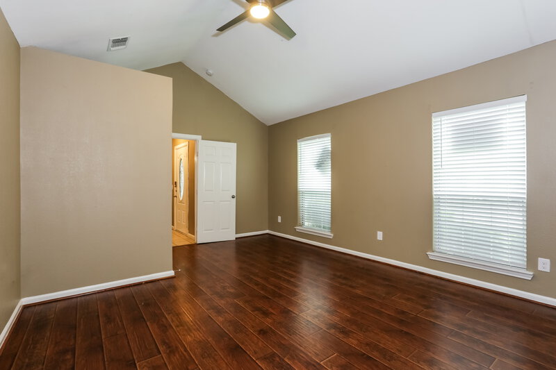 2,460/Mo, 1524 Chapman St Cedar Hill, TX 75104 Living Room View 3