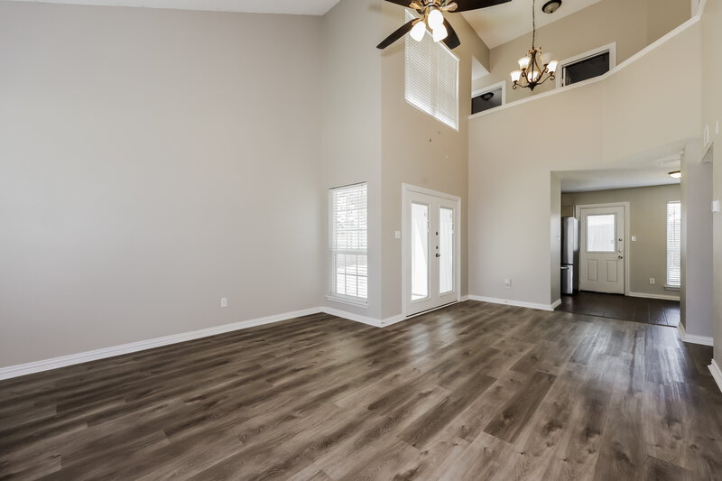 2,260/Mo, 1119 Brewer Dr. Cedar Hill, TX 75104 Living Room View