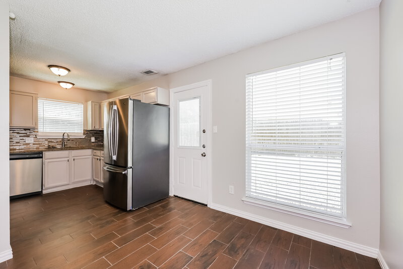 2,260/Mo, 1119 Brewer Dr. Cedar Hill, TX 75104 Breakfast Nook View