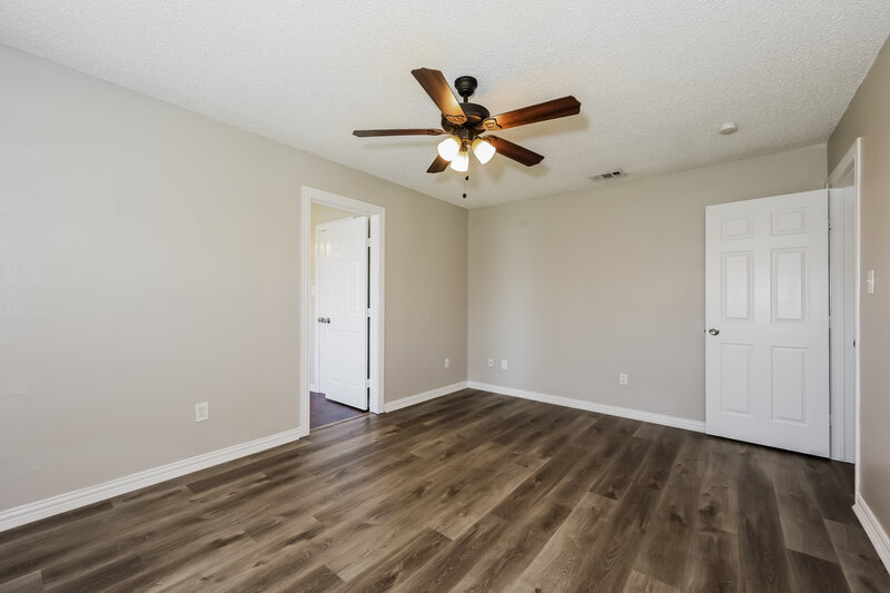2,260/Mo, 1119 Brewer Dr. Cedar Hill, TX 75104 Main Bedroom View 2