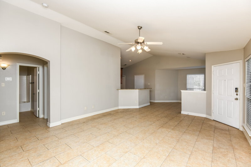1,800/Mo, 1268 Kielder Circle Fort Worth, TX 76134 Living Room View